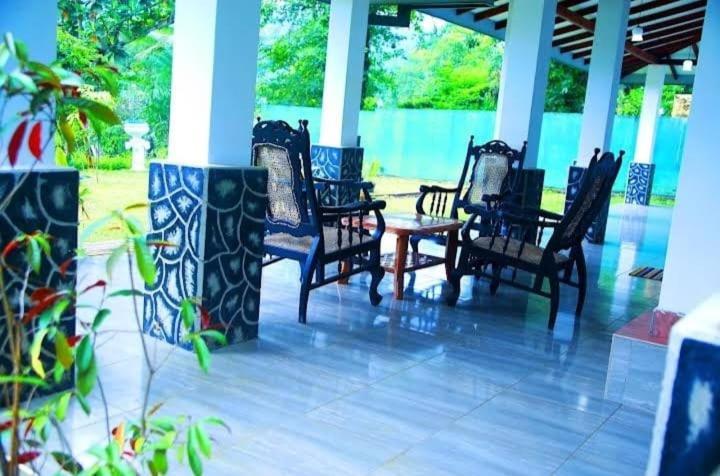 Salmanel Resort Ratnapura Bagian luar foto